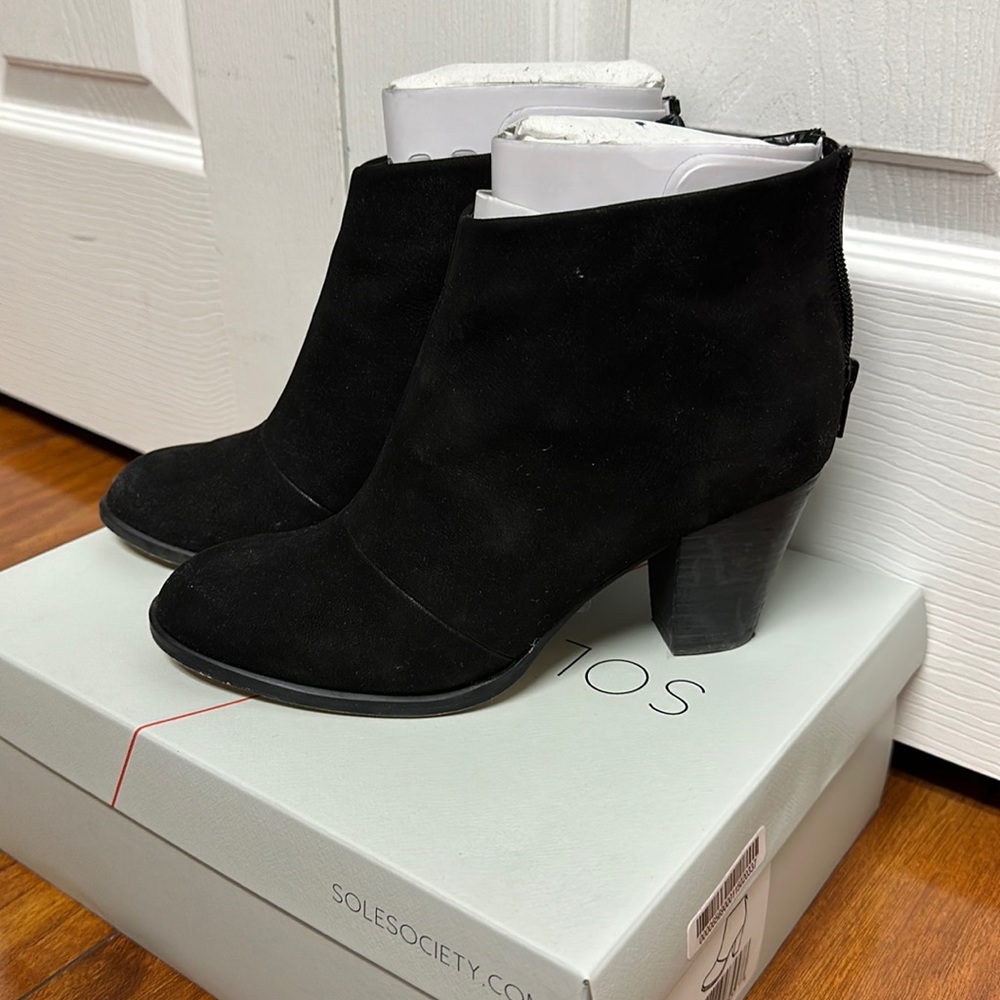 Sole Society Devyn bootie